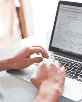 ���I����